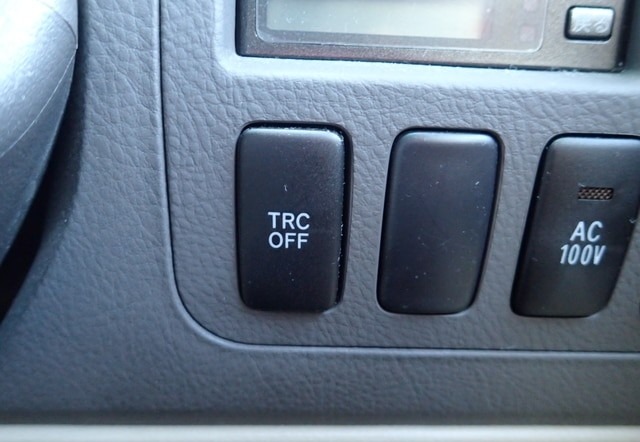 Toyota 2002 TOYOTA ALPHARD MZ 2002/11