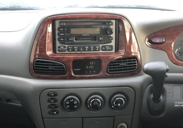 Toyota NOAH SR40 2000/11