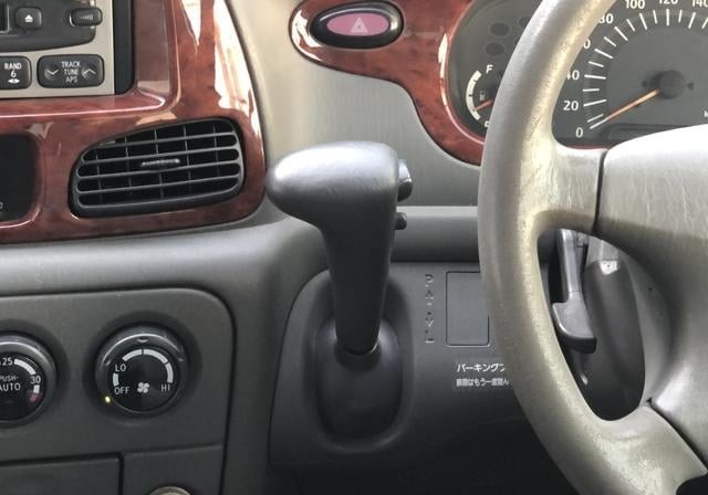 Toyota NOAH SR40 2000/11