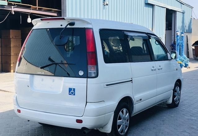 Toyota NOAH SR40 2000/11