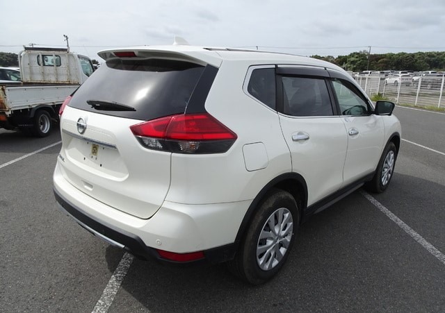 NISSAN X-TRAIL 20S 2018/9