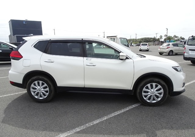 NISSAN X-TRAIL 20S 2018/9