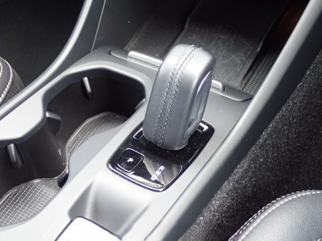 VOLVO XC40 T4 MOMENTUM 2020