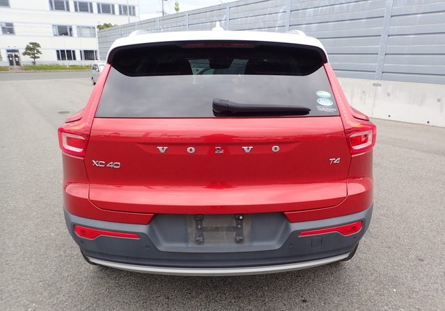 VOLVO XC40 T4 MOMENTUM 2020