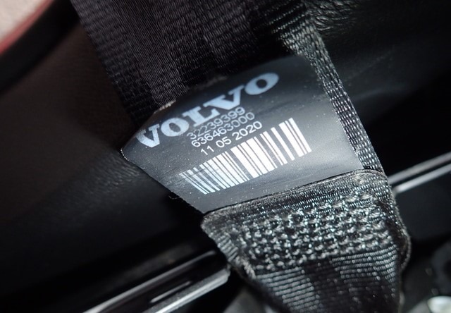 VOLVO XC40 T4 MOMENTUM 2020