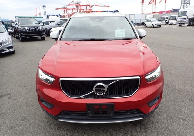 VOLVO XC40 T4 MOMENTUM 2020