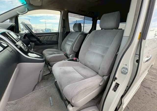 TOYOTA DBA-ANH10W 2007/04