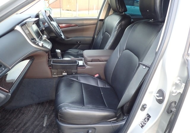 TOYOTA CROWN HYBRID ROYAL SALOON 2013