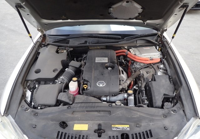 TOYOTA CROWN HYBRID ROYAL SALOON 2013