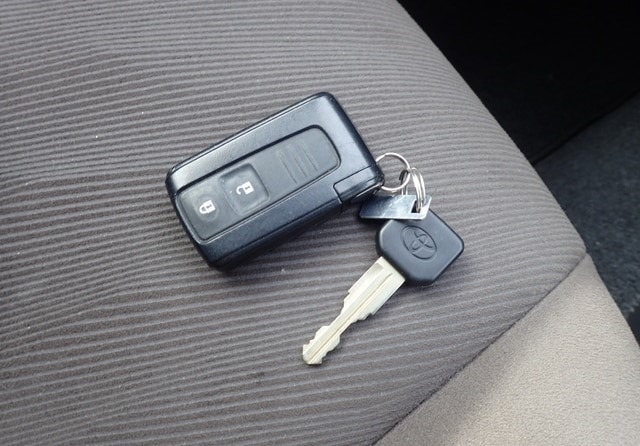 TOYOTA RUSH X SMART EDITION 2012