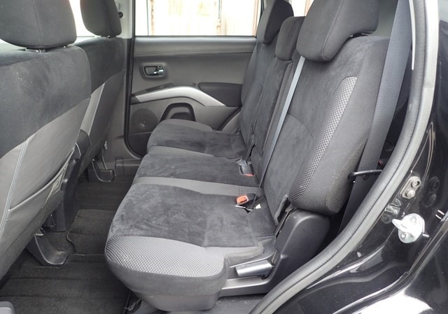 MITSUBISHI OUTLANDER 24G 2010/11