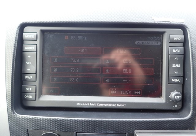 MITSUBISHI OUTLANDER 24G 2010/11