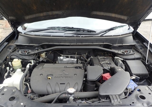 MITSUBISHI OUTLANDER 24G 2010/11