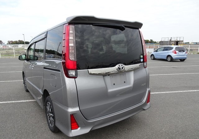 TOYOTA NOAH SI WXB 2016