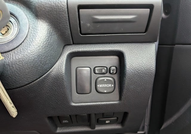 Toyota HARRIER 240G L PACKAGE ALCANTARA SELE 2012