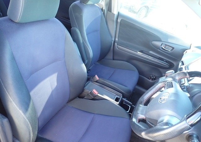 TOYOTA WISH 1.8S 2015