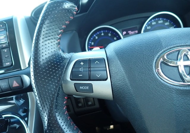 TOYOTA WISH 1.8S 2015