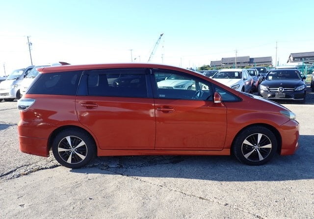 TOYOTA WISH 1.8S 2015