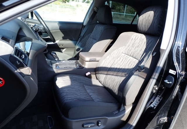 TOYOTA CROWN 2.5 ATHLETE 2011