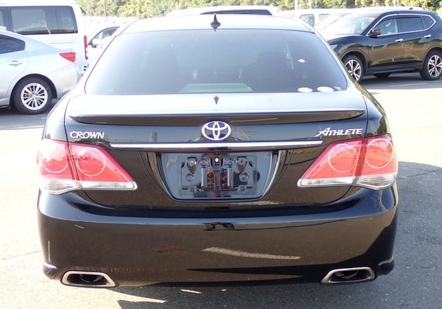 TOYOTA CROWN 2.5 ATHLETE 2011
