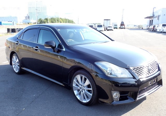 TOYOTA CROWN 2.5 ATHLETE 2011