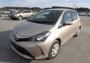 TOYOTA VITZ F 2015