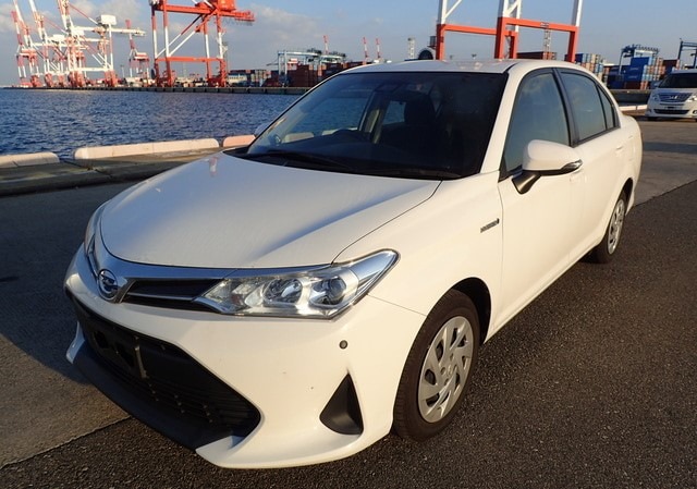 TOYOTA COROLLA AXIO HYBRID 2019