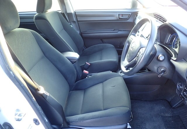 TOYOTA COROLLA AXIO HYBRID 2019