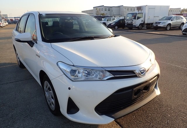 TOYOTA COROLLA AXIO HYBRID 2019