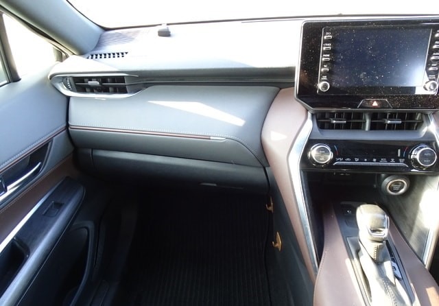 TOYOTA HARRIER G 2020