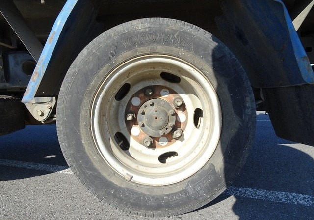 TOYOTA DYNA TRUCK 2004