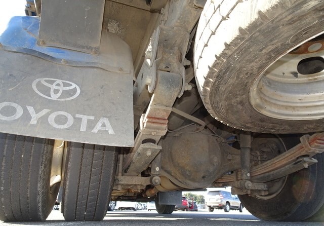 TOYOTA DYNA TRUCK 2004