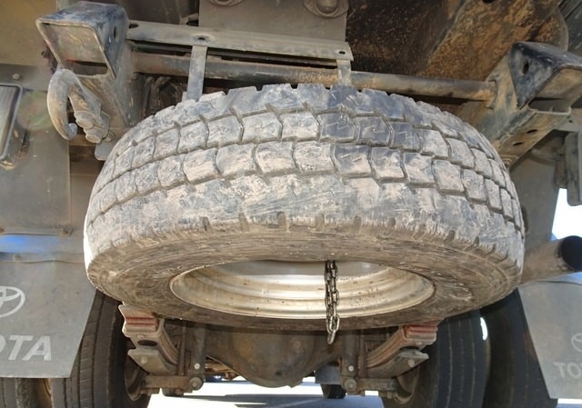 TOYOTA DYNA TRUCK 2004