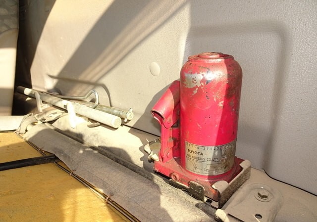 TOYOTA DYNA TRUCK 2004