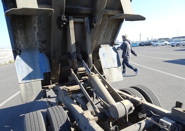 TOYOTA DYNA TRUCK 2004