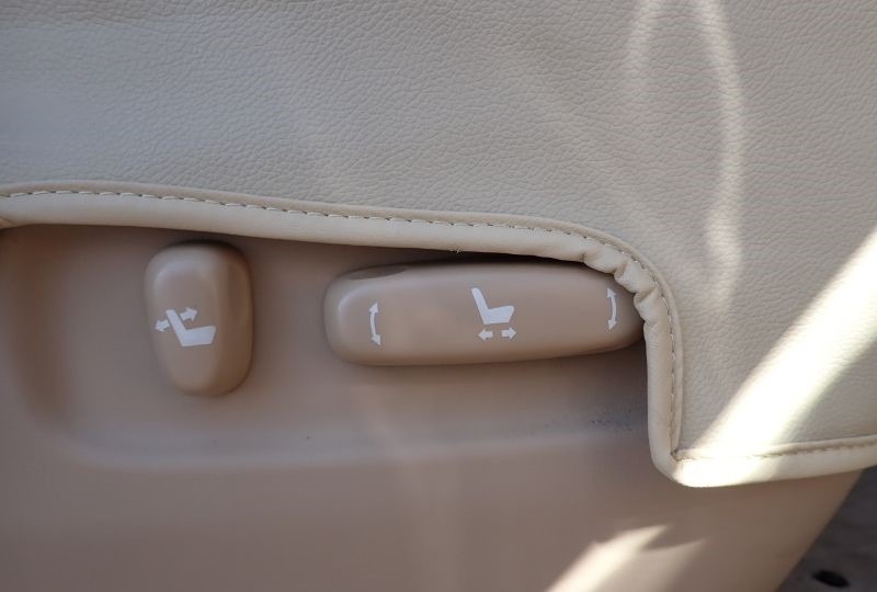 TOYOTA VELLFIRE 2009