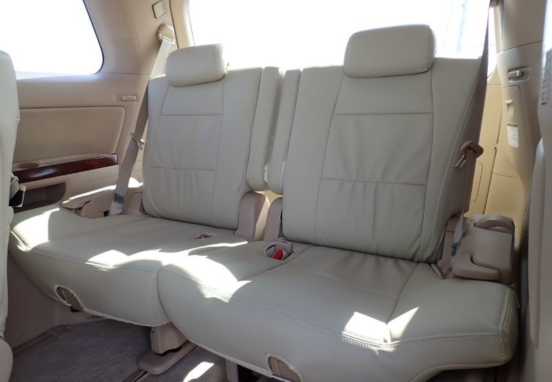 TOYOTA VELLFIRE 2009