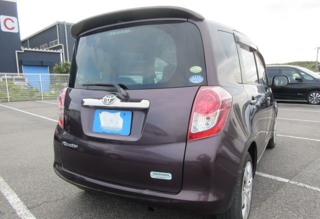 TOYOTA RACTIS 2010