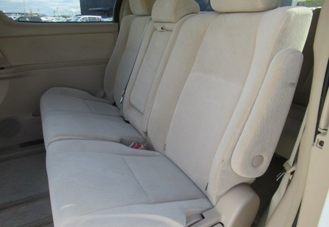 TOYOTA ALPHARD 2010