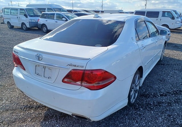 TOYOTA CROWN ATHLETE 2008