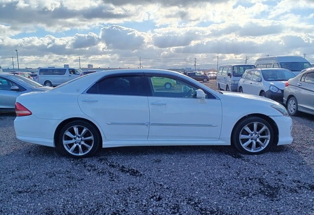 TOYOTA CROWN ATHLETE 2008