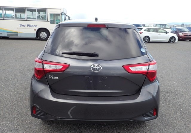 TOYOTA VITZ F 2018