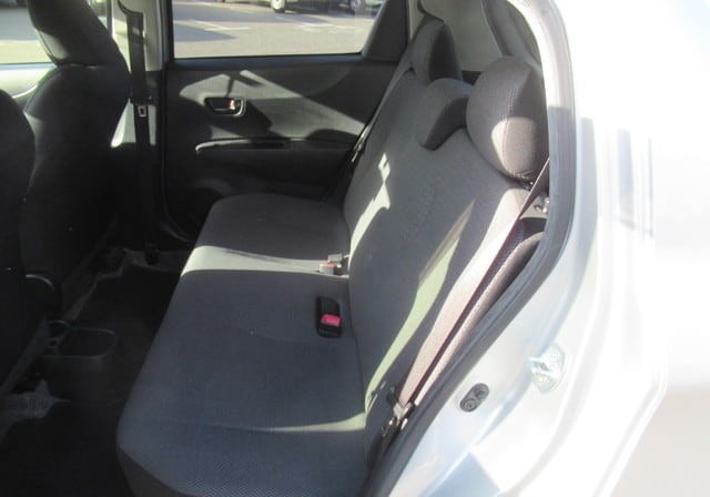 TOYOTA VITZ F SMILE EDITION 2012